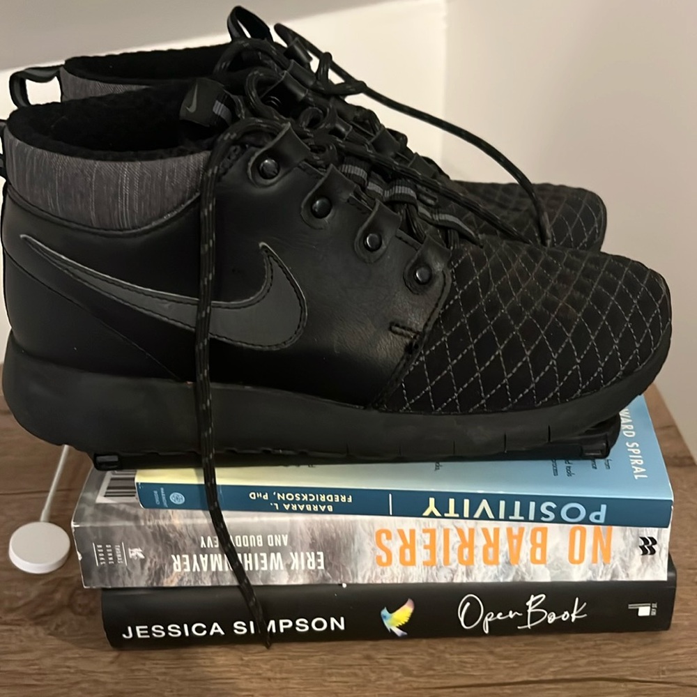 Rare* high top Roshe Nike